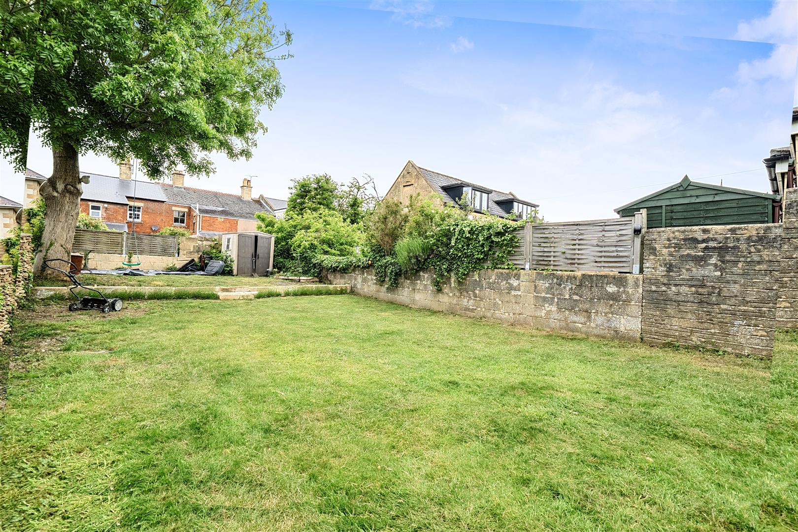 New Road, Chippenham